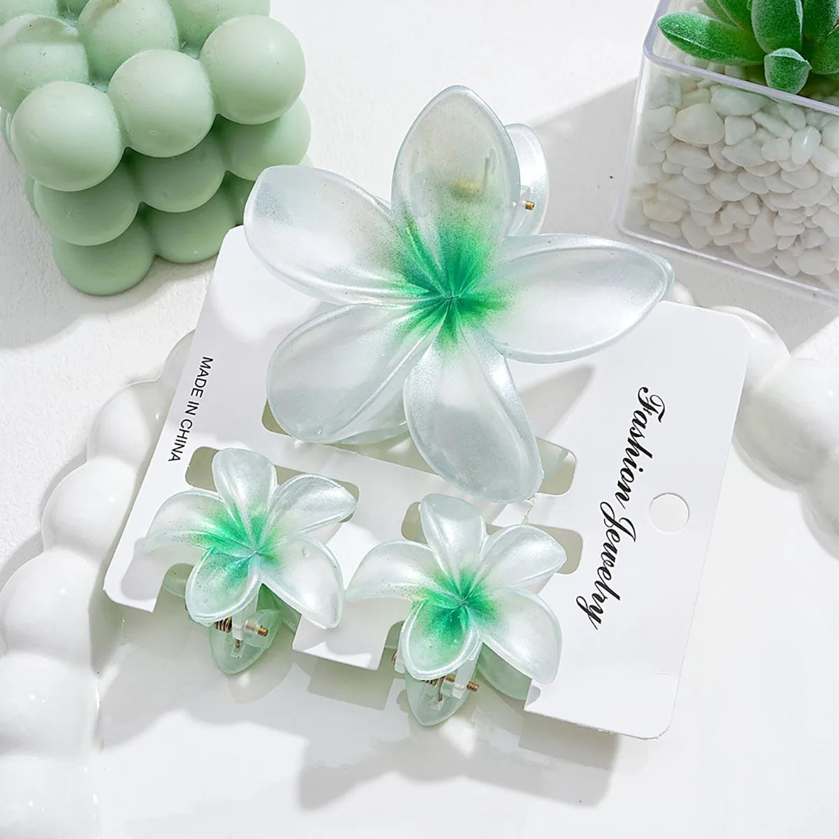 18Pcs Egg Flower Hair Clips Gradient Candy Color Flowers Suitable for Daily Use Backcombed Ponytail Shark Clip Hair Accessories