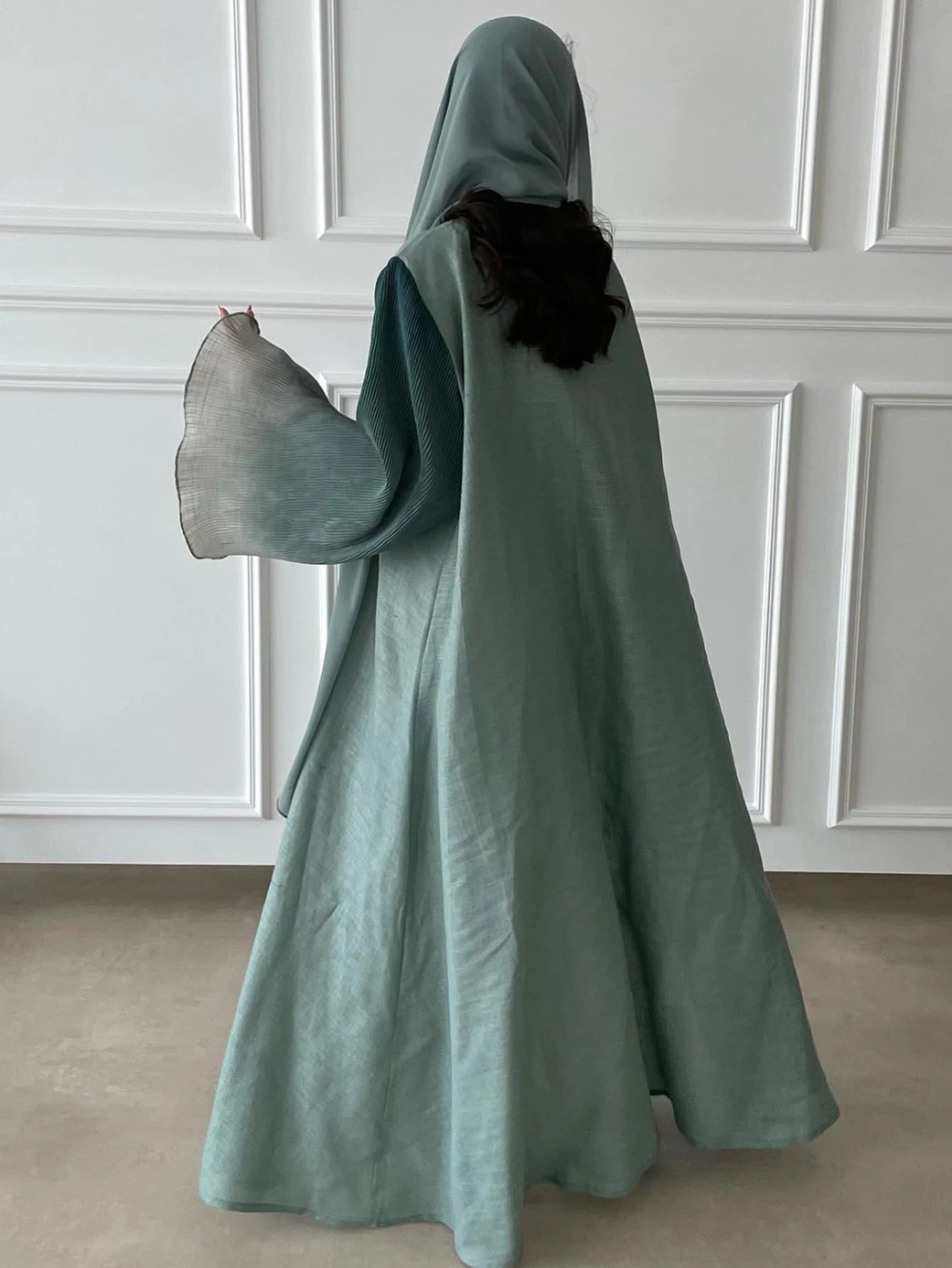 Muslim Flare Sleeve Casual Arabian Abayas Middle-East Elegant Open Front Abaya Turkey Kaftans Women Jilbabs Islamic Maxi Dresses