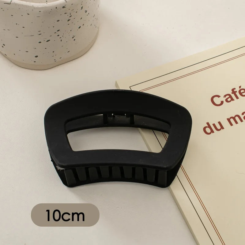 Korean Style Black Large Hair Claws Elegant Acrylic Hairpins Barrette Crab Hair Clips Headwear for Women Girls Hair Accessories