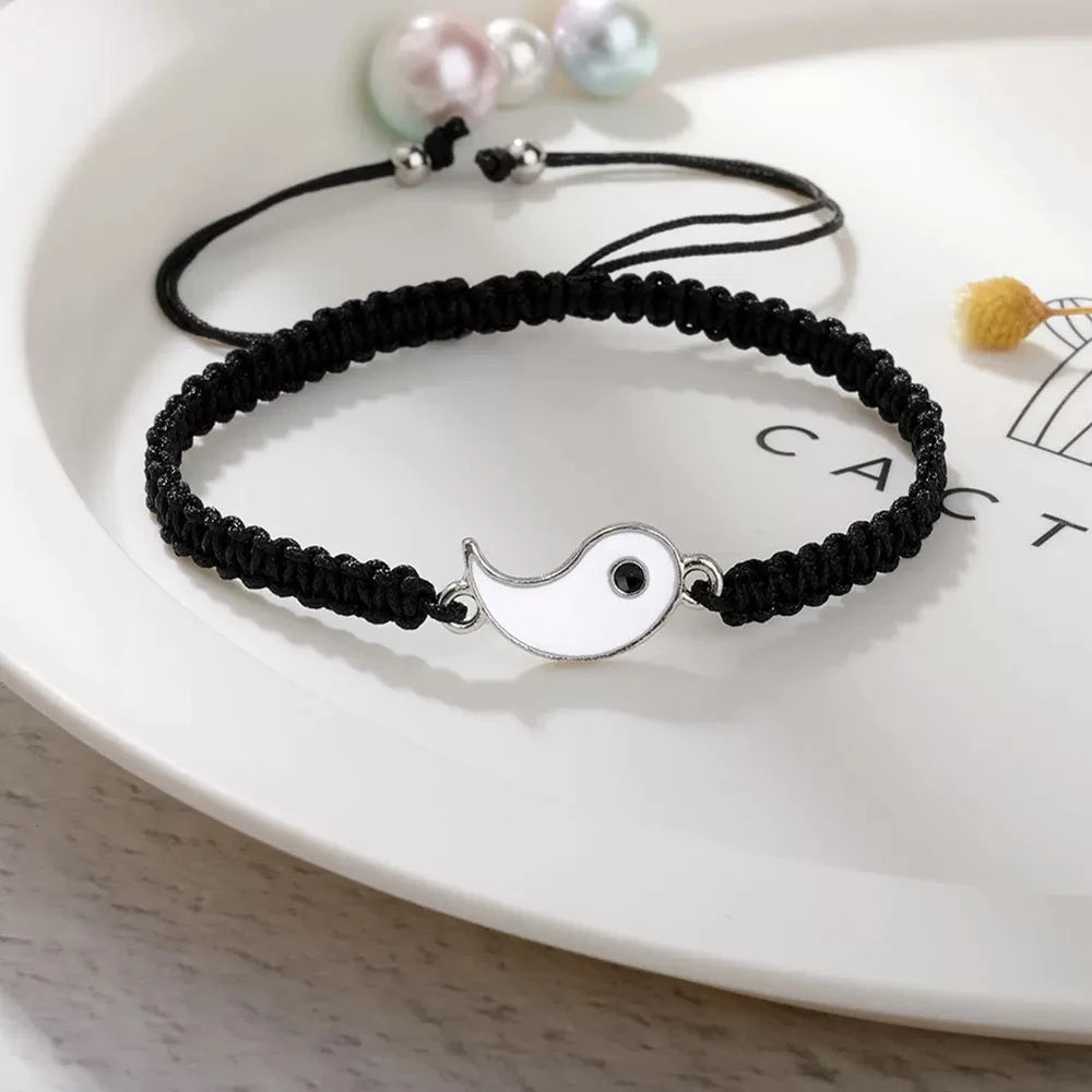 1 Set of 2 Simple Tai Chi Bagua Black and White Yin and Yang Rope Braided Telescopic Adjustment Bracelet for Men and Women Coupl