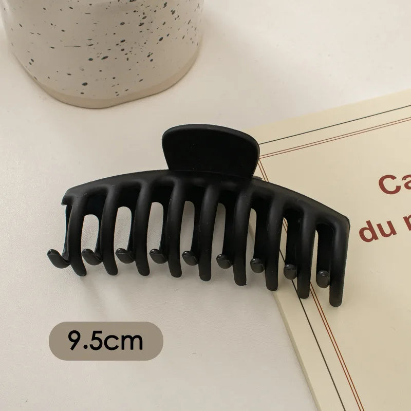 Korean Style Black Large Hair Claws Elegant Acrylic Hairpins Barrette Crab Hair Clips Headwear for Women Girls Hair Accessories