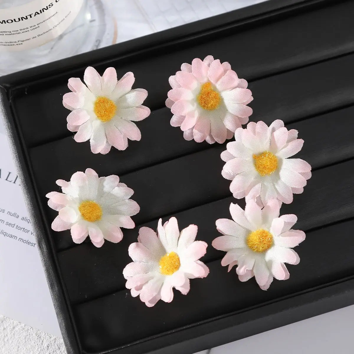 AWAYTR 6Pcs Sunflower Hair Clips Side Bangs Clip Cute Daisy Small Flower Hairpins Duckbill Hairpin Women Hair Accessories